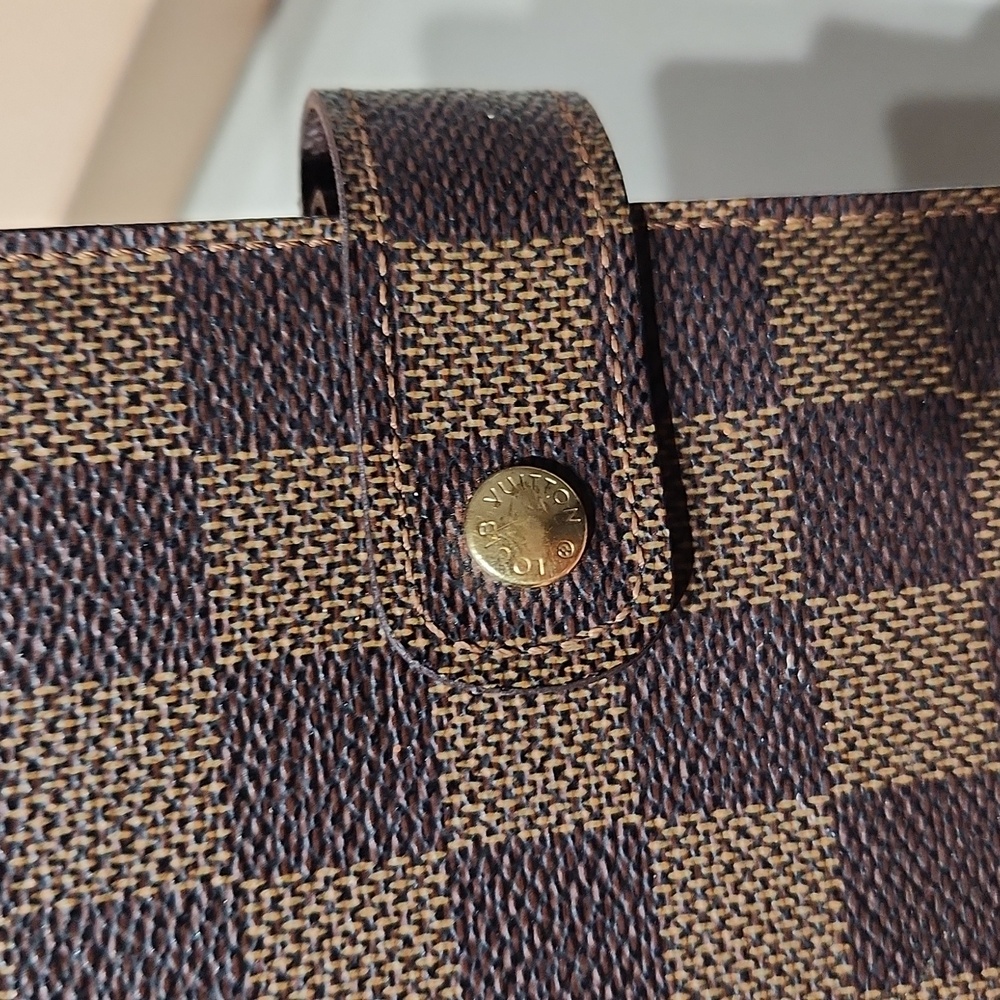 Louis Vuitton Checkered Brown and Black Planner - Picture 10 of 10